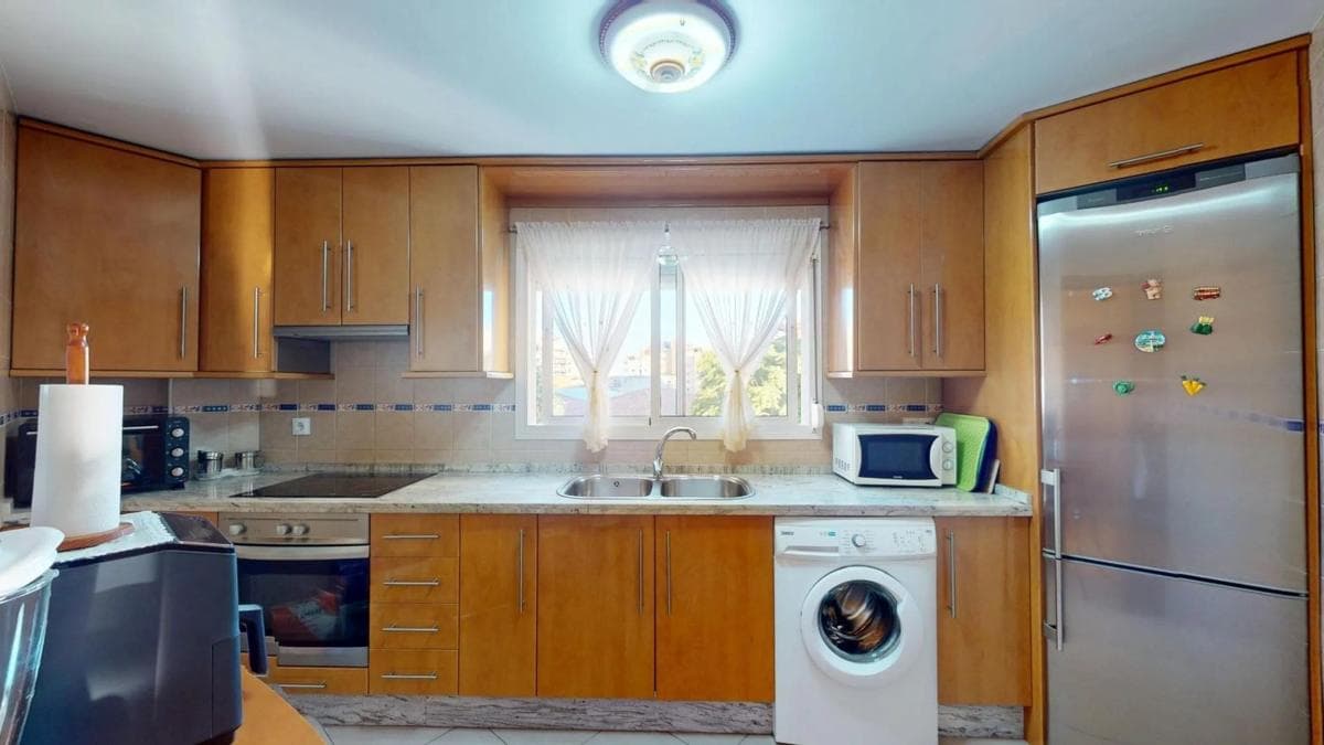 Продажа квартиры на Calle Santa Gema, Фуэнхирола
photo 3