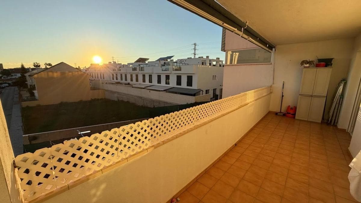 Продажа квартиры на Calle Santa Gema, Фуэнхирола
photo 5