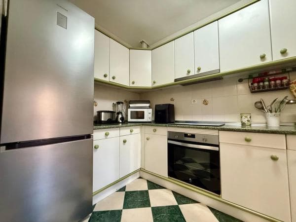 Venta de piso en Calle Rodrigo de Triana, Fuengirola
thumbnail 2