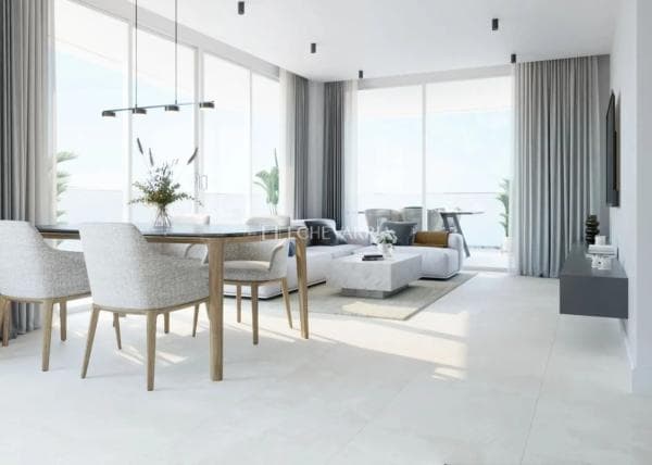 Sale of flat in Zona Puerto Deportivo, Fuengirola
thumbnail 1