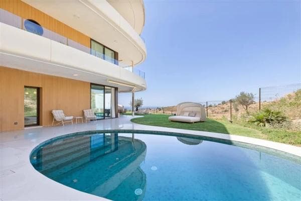 Venta de piso en Avenida Fuengirola, 9, Fuengirola
photo 1