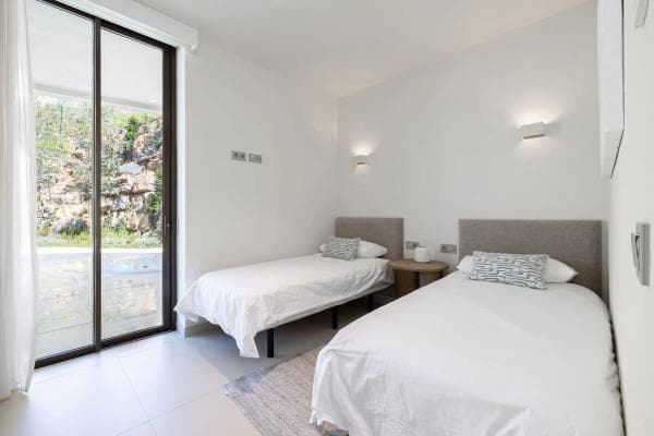 Venta de piso en Avenida Fuengirola, 9, Fuengirola
thumbnail 2