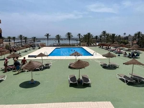 Sale of flat in Paseo Marítimo Rey de España, Fuengirola
thumbnail 2