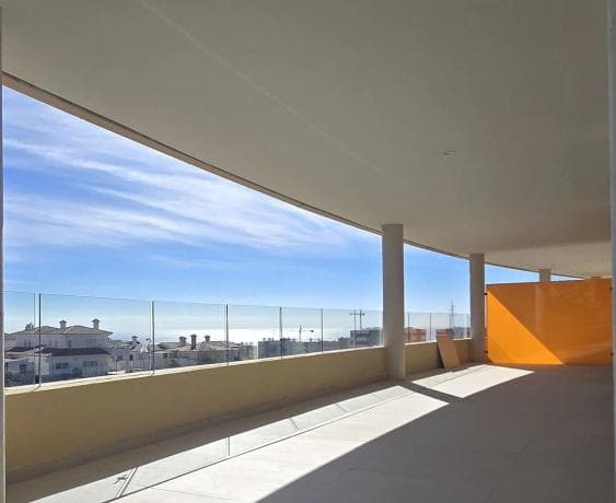 Venta de piso en Avenida 8 de Marzo, Fuengirola
photo 1