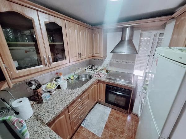 Sale of flat in Calle Palangreros, 25, Fuengirola
thumbnail 2