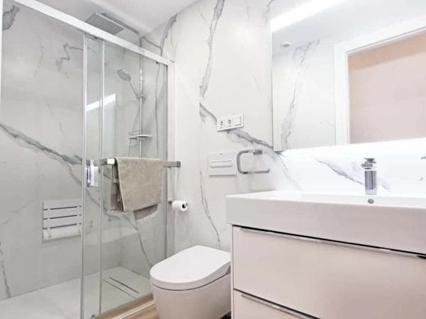 Venta de piso en Rodrigo de triana, Fuengirola
thumbnail 1