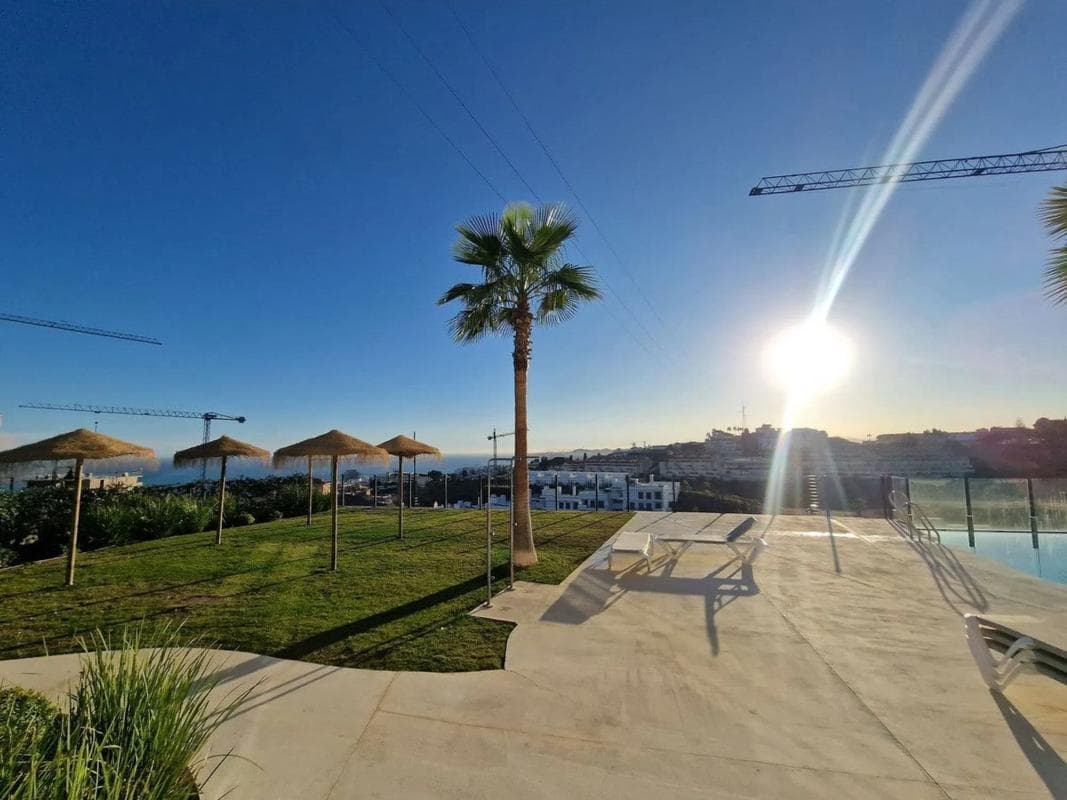 Venta de piso en Avenida 8 de Marzo, Fuengirola
photo 4