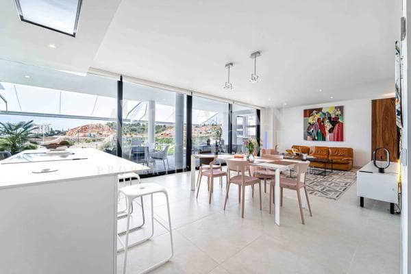 Venta de piso en AV 8 DE MARZO, Fuengirola
thumbnail 1