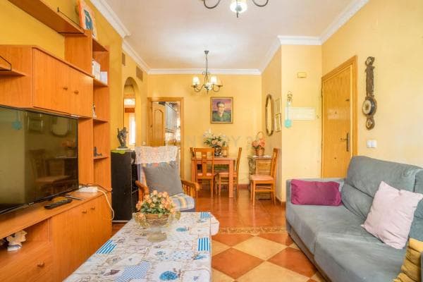 Sale of flat in Calle Miguel Márquez, 17, Fuengirola
thumbnail 1
