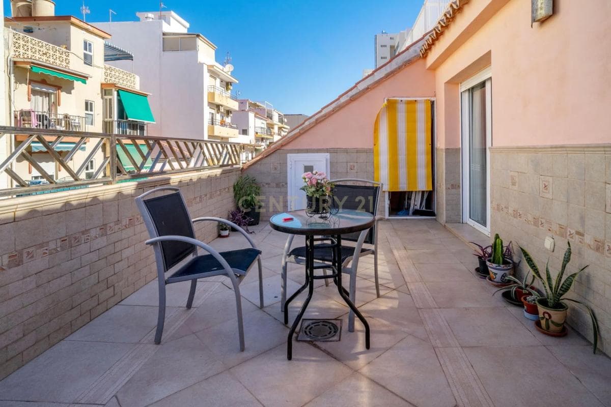 Venta de ático en Calle Miguel Márquez, 17, Fuengirola photo 2