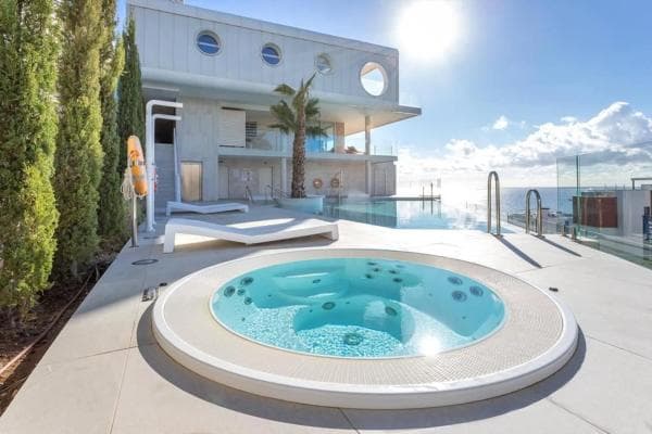 Venta de piso en Calle Alba, 2, Fuengirola
thumbnail 1