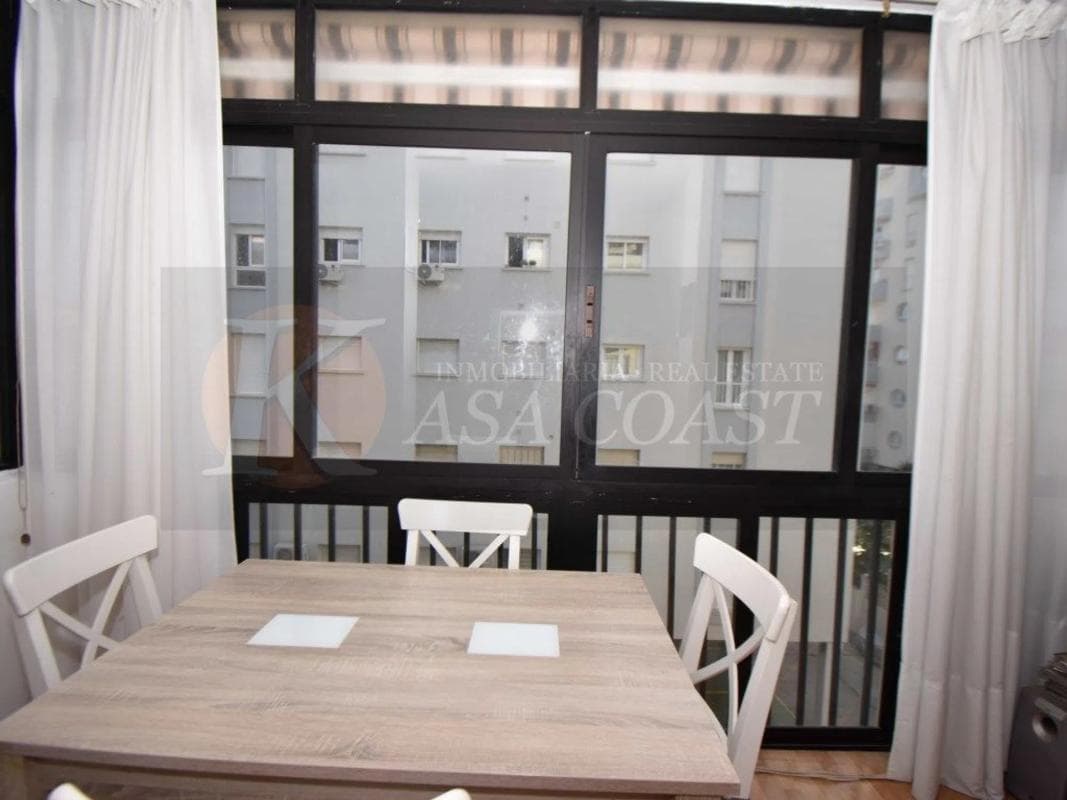 Venta de piso en Las Gaviotas, Fuengirola
photo 3