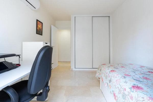 Venta de piso en Calle San Isidro Labrador, 2, Fuengirola
photo 1