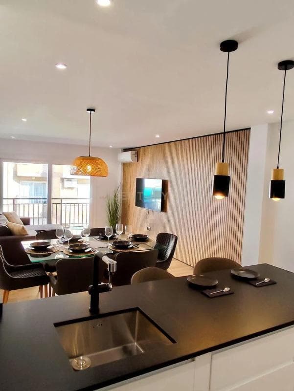 Sale of apartment in Calle Poeta Salvador Rueda, 83, Fuengirola
photo 3