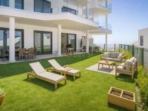 Sale of flat in Avenida Fuengirola, 8, Fuengirola
photo 1