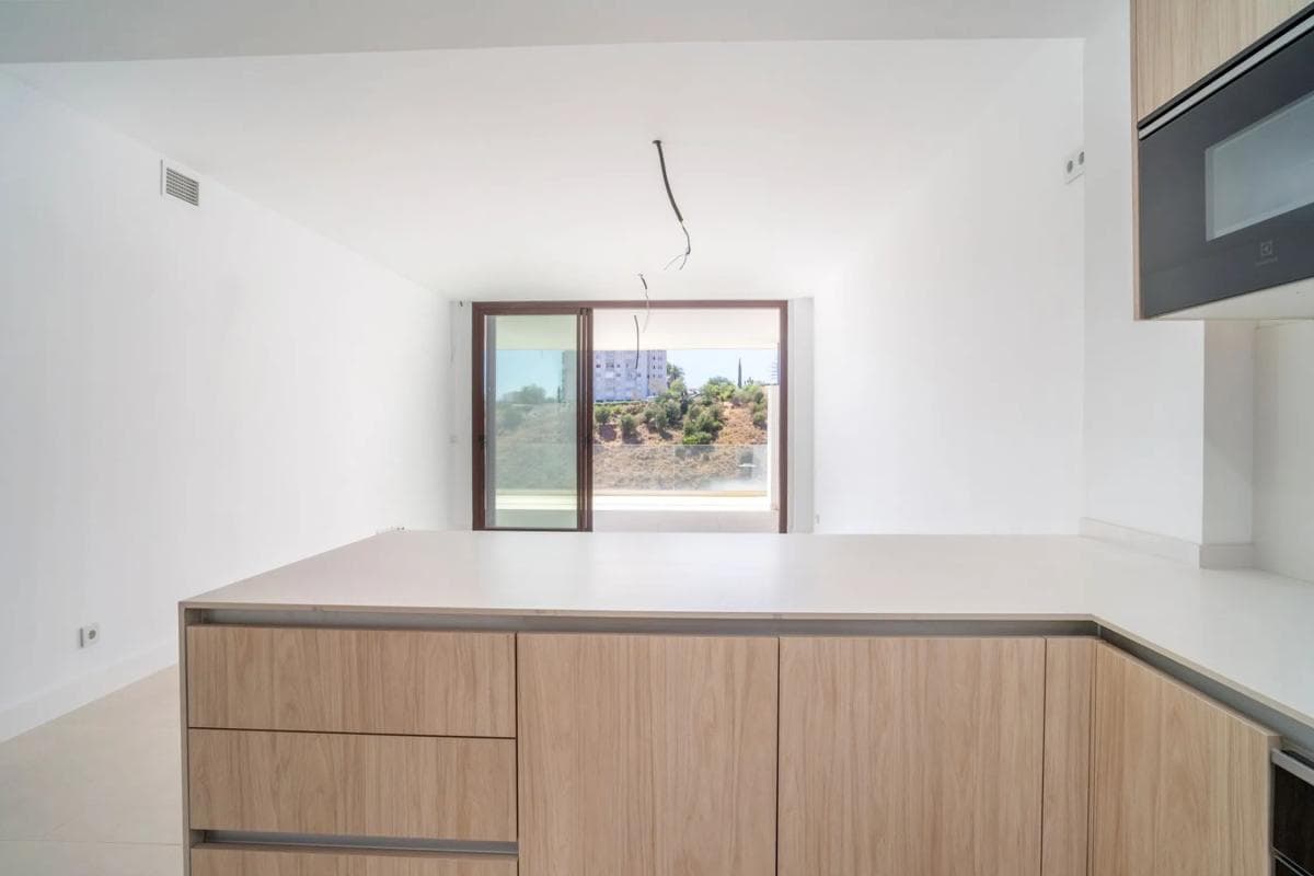Sale of apartment in Avenida 8 de Marzo, Fuengirola
photo 4
