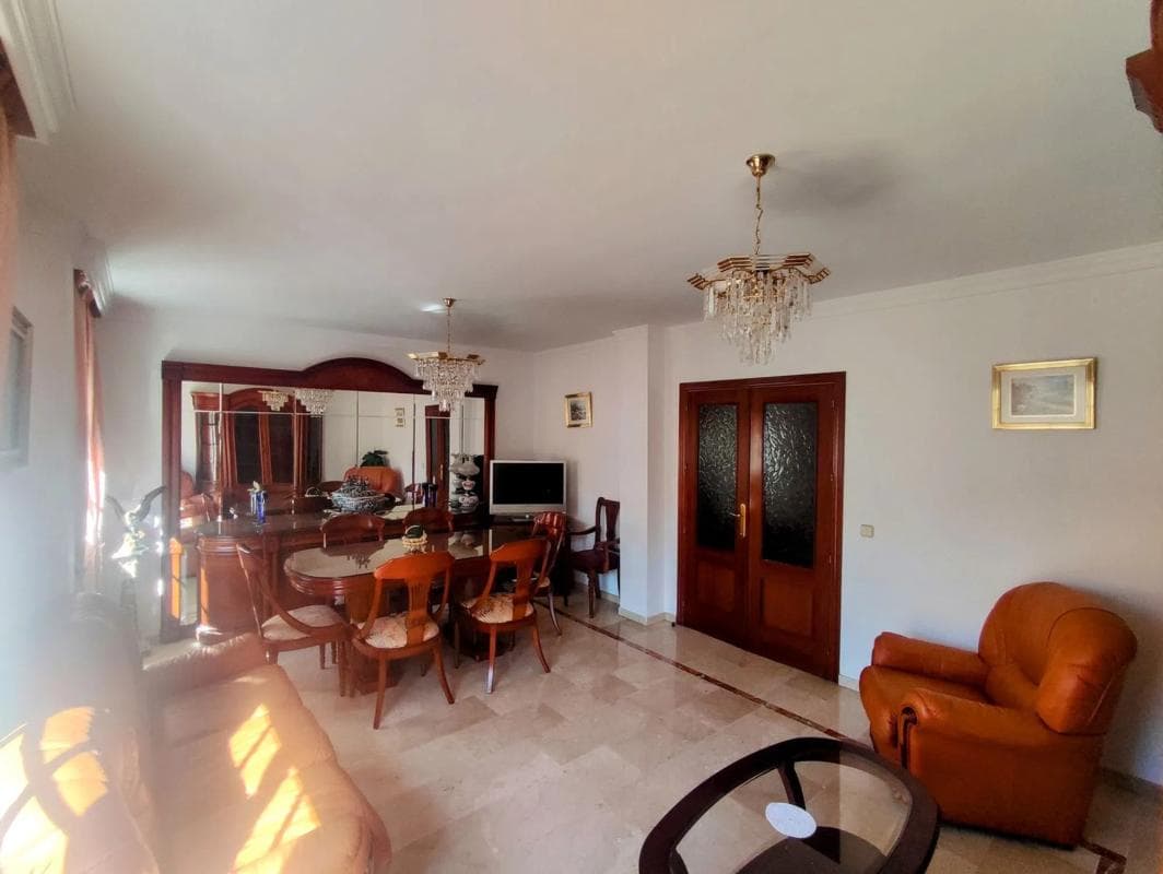 Продажа квартиры на Calle La Unión, Фуэнхирола
photo 4