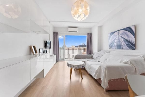 Sale of flat in Paseo Marítimo Rey de España, Fuengirola
photo 1