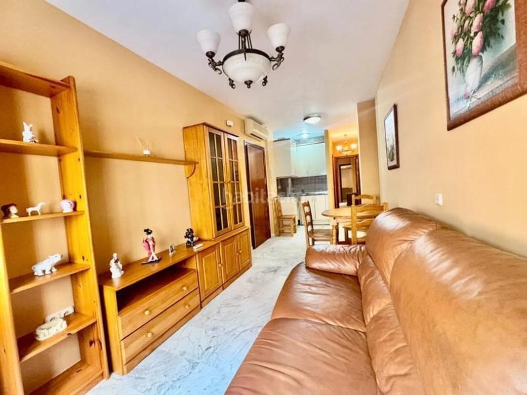 Sale of apartment in Calle Santísima Trinidad, Fuengirola
photo 2