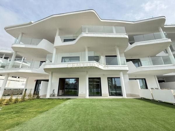 Apartment for sale in Avenida Fuengirola, 10, Fuengirola photo 1