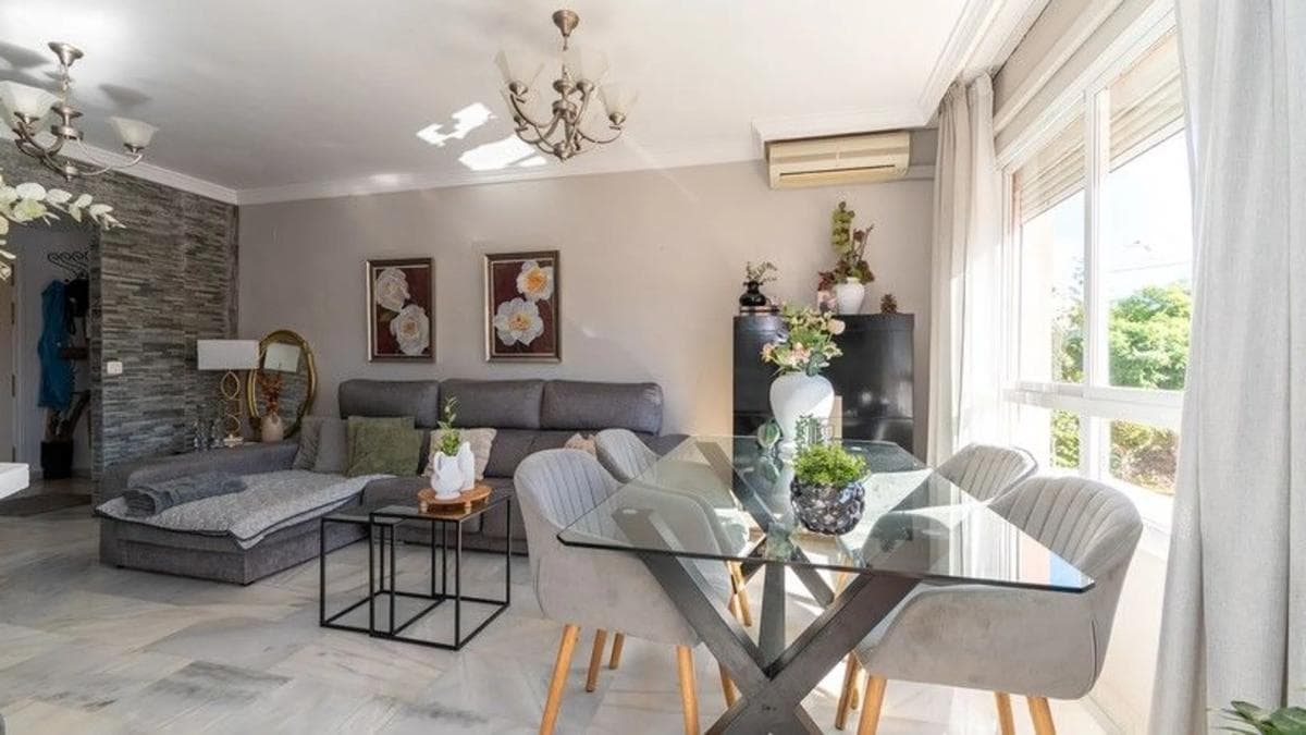 Sale of apartment in Playa de los Boliches, Fuengirola
photo 2