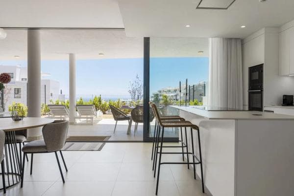 Apartment for sale in Calle Leticia, 2, Fuengirola thumbnail 2