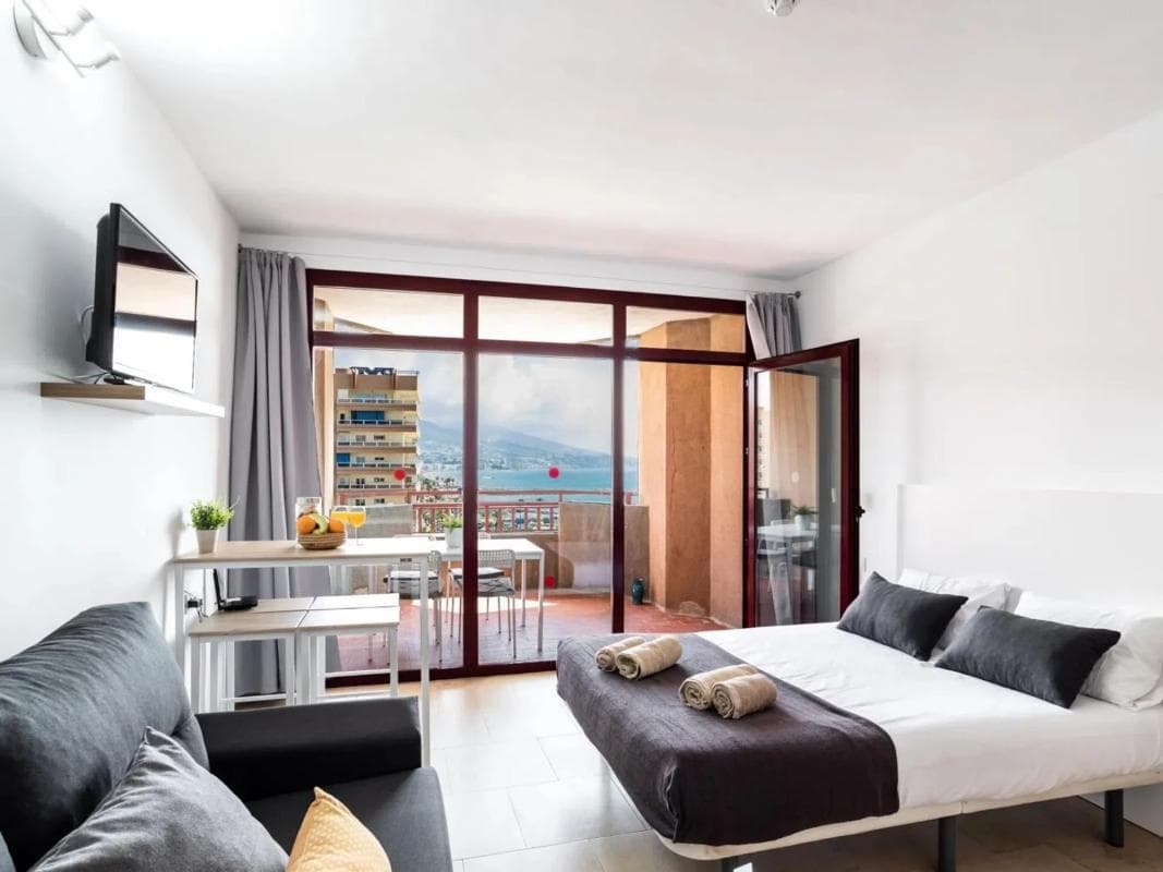 Продажа квартиры на Calle Martínez Catena, Фуэнхирола
photo 4