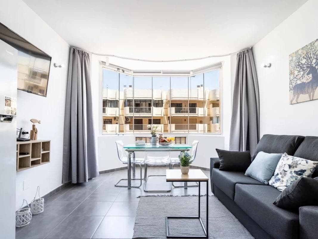 Sprzedaż mieszkania w Calle Martínez Catena, 6, Fuengirola
photo 2