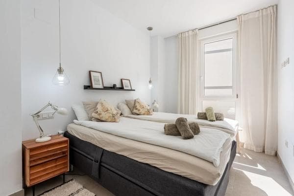 Piso en venta en CM ANTIGUO PASO FF.CC., 6, Fuengirola
photo 1