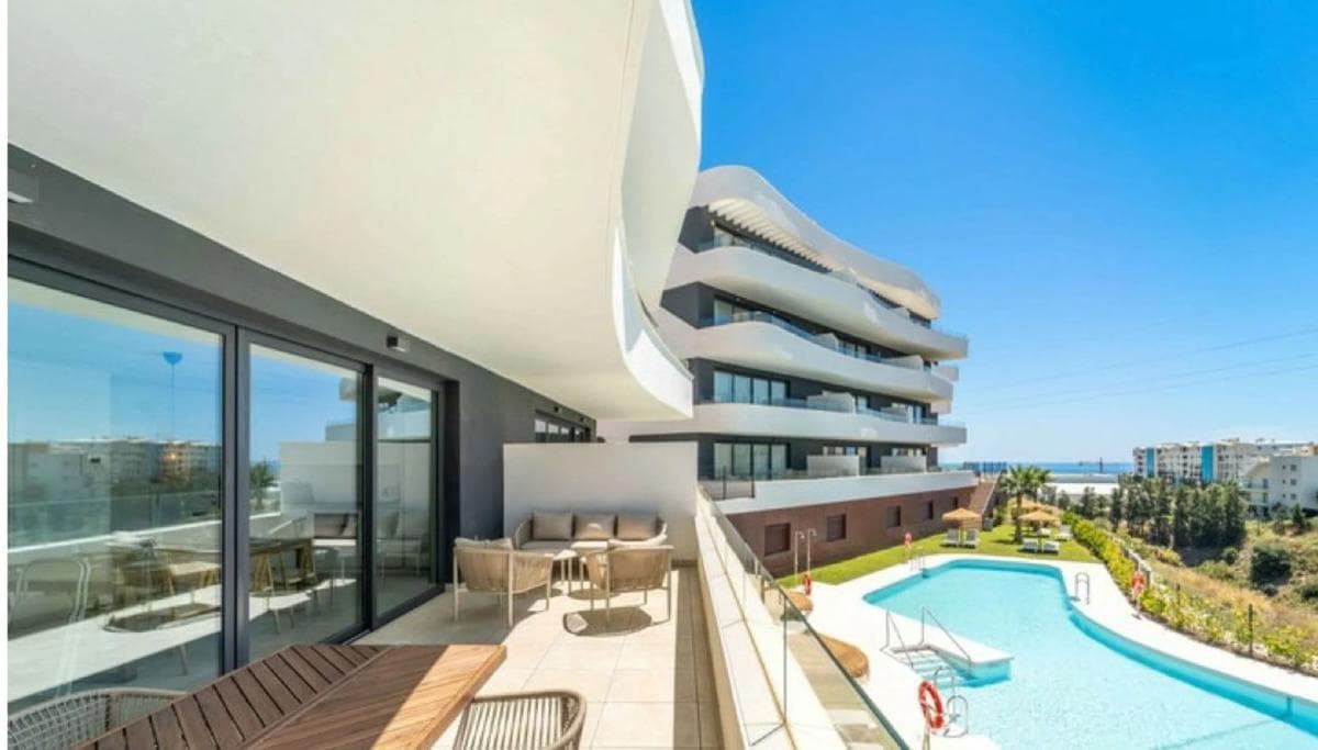 Sale of apartment in Avenida 8 de marzo s/n, Fuengirola
photo 3