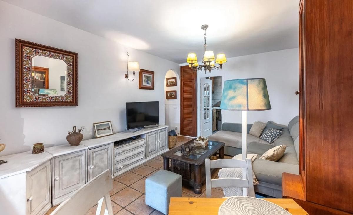 Venta de piso en Calle los Hinojos, Fuengirola
photo 2