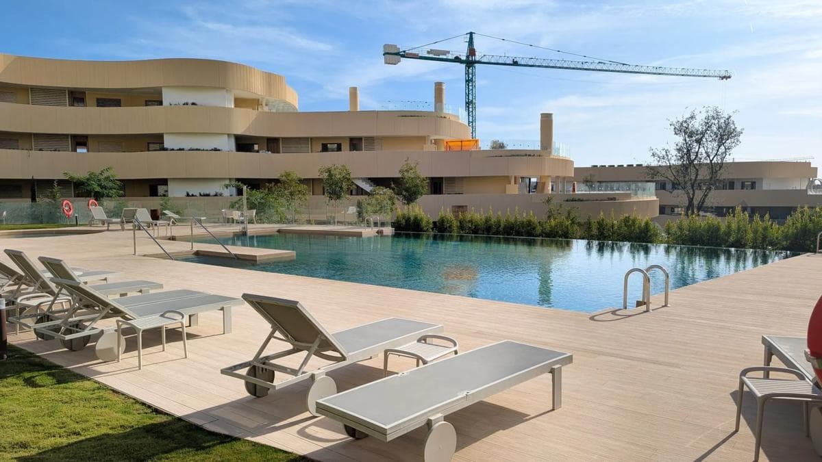 Sale of apartment in Avenida 8 de Marzo, Fuengirola
photo 4