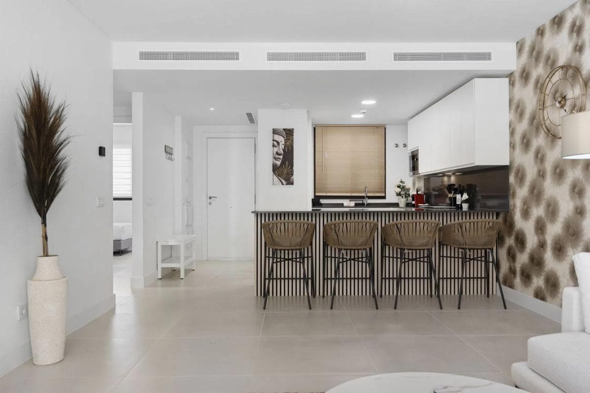 Sale of apartment in Calle Leticia, Fuengirola
photo 3