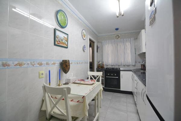 Piso en venta en Calle Miguel Bueno, 8, Fuengirola
thumbnail 1