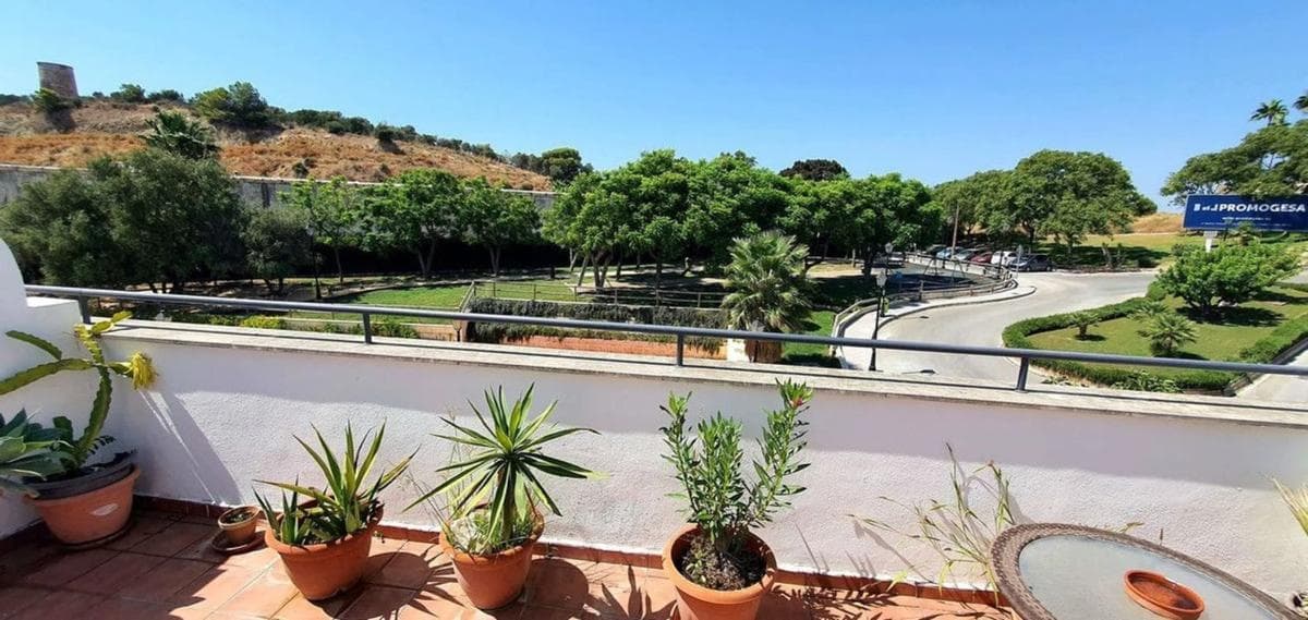 Properties for sale and rent in Spain photo 4
