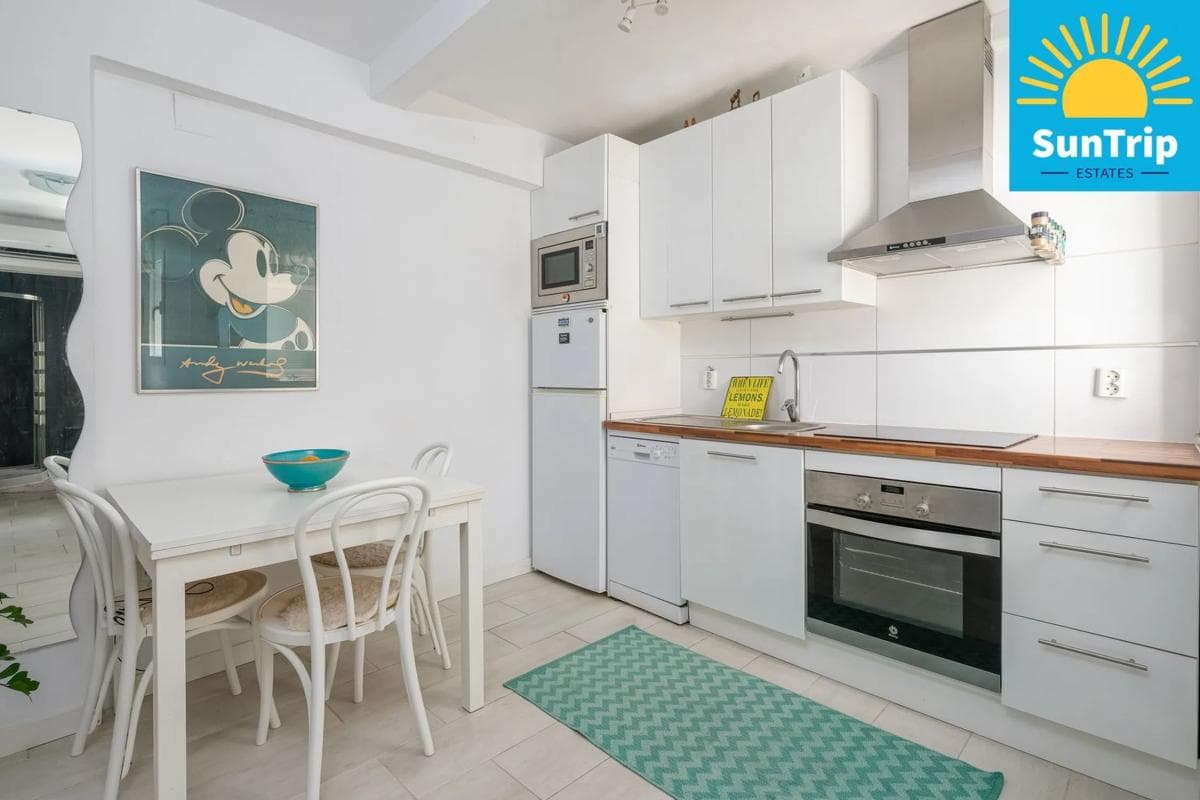 Sale of apartment in Calle Iglesia, Fuengirola
photo 4