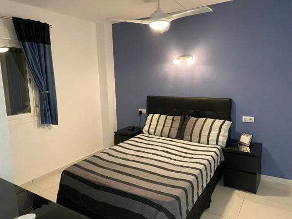 Piso en venta en CL SIERRA DE CAZORLA, 3, Fuengirola
thumbnail 1