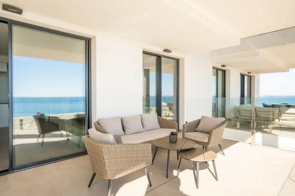 Piso en venta en CL BEGOÑA, 1, Fuengirola
thumbnail 2
