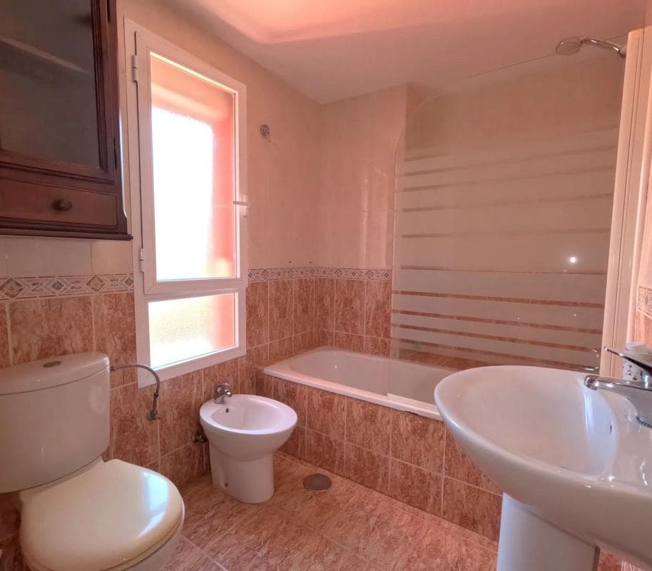 Продажа квартиры на Calle Río Guadalhorce, 3, Фуэнхирола
photo 5