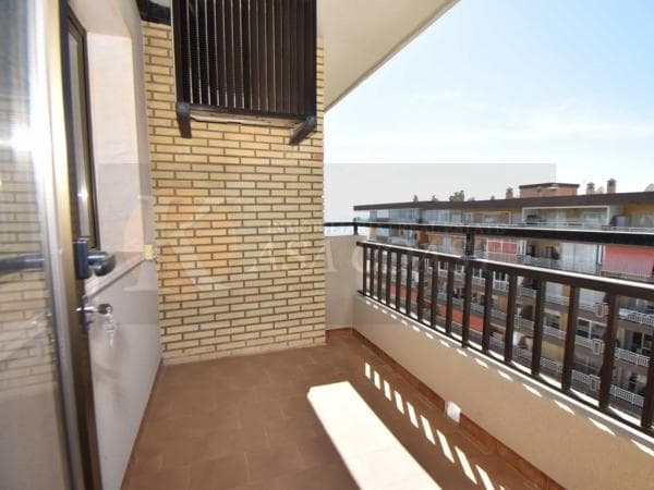 Apartment for sale in Playa de los Boliches, Fuengirola thumbnail 2