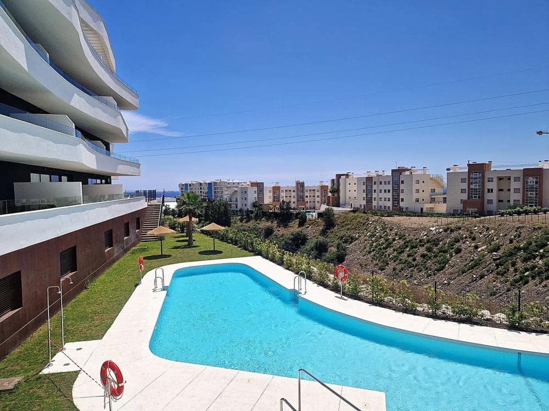 Sale of apartment in Calle Alicia, Fuengirola
photo 3
