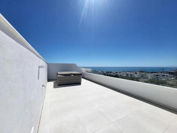 Ático en venta en Avenida Fuengirola, 7, Fuengirola photo 1
