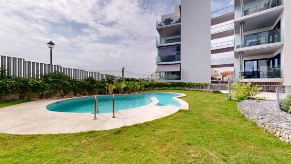 Piso en venta en Calle Aliaria, 1, Fuengirola
thumbnail 1