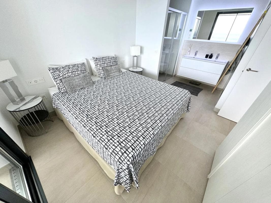 Venta de piso en Las Gaviotas, Fuengirola
photo 4