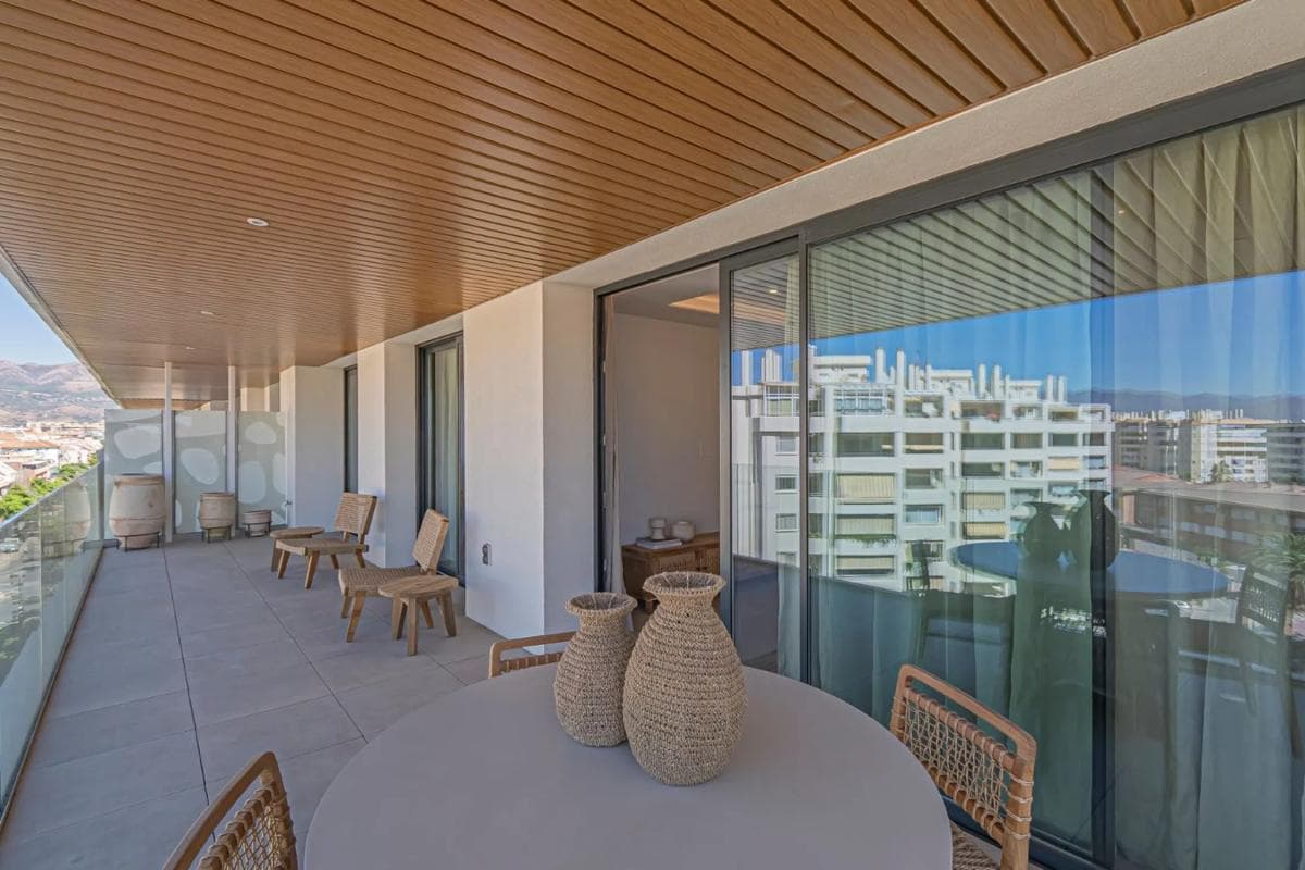 Продажа квартиры на Zona Puerto Deportivo, Фуэнхирола
photo 3