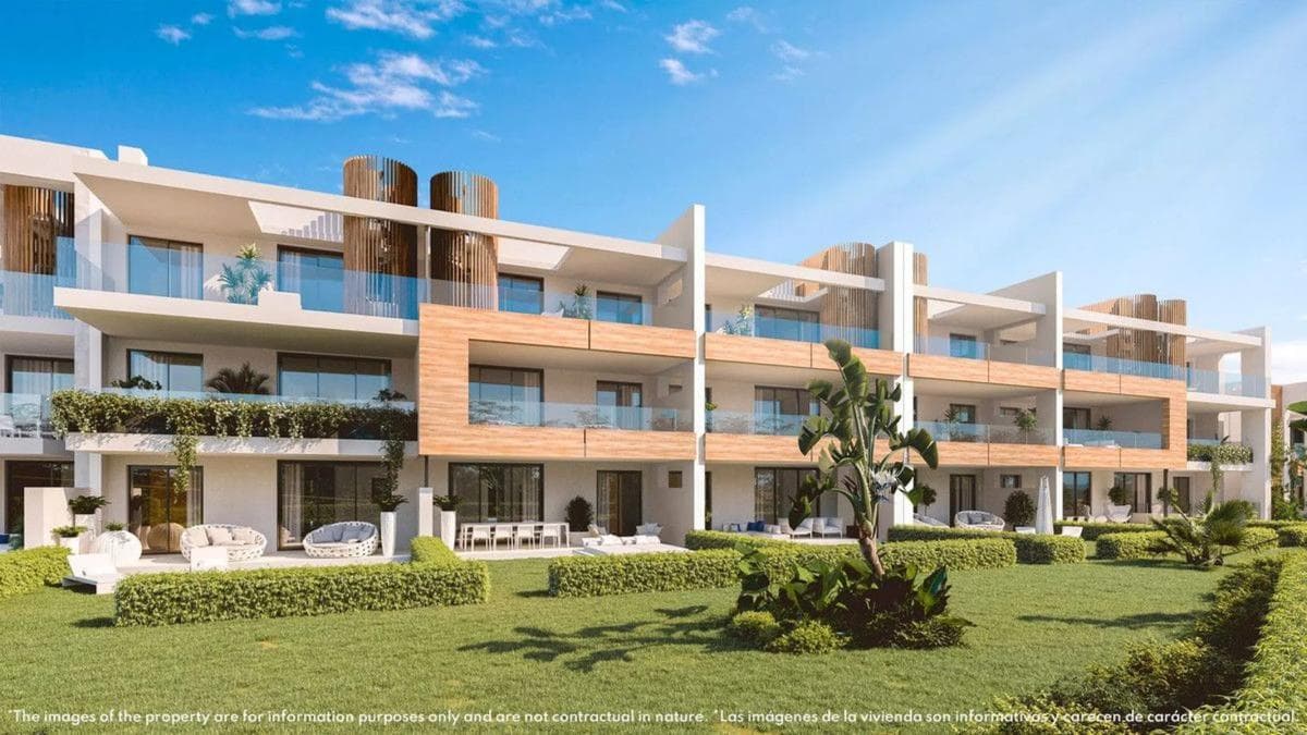 Продажа квартиры на Avenida 8 de marzo s/n, Фуэнхирола
photo 2