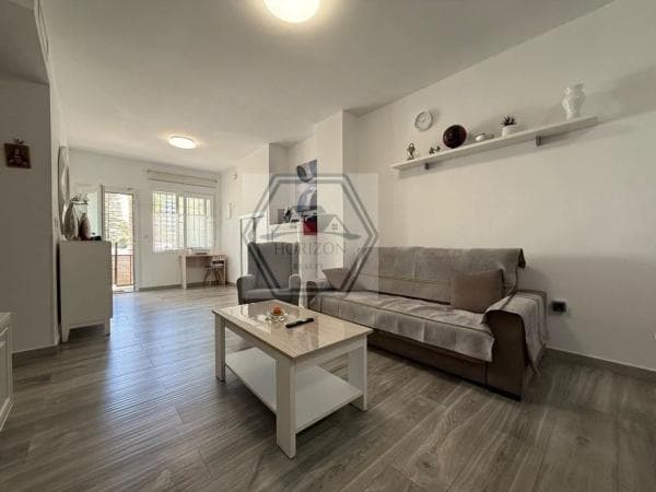 Piso en venta en Avenida Miramar, Fuengirola
thumbnail 1