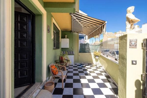Chalet adosado en venta en Los Boliches , Fuengirola thumbnail 2