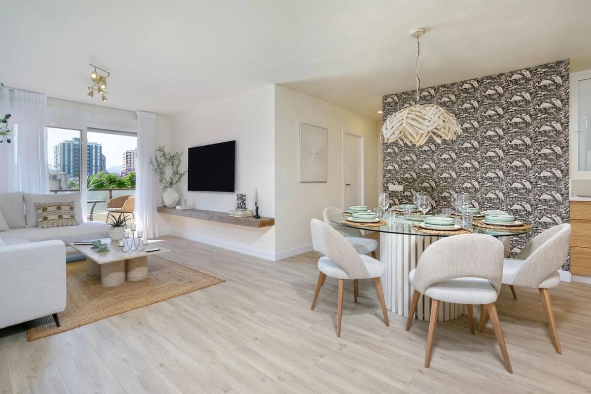 Sale of apartment in Paseo Marítimo Rey de España, Fuengirola
photo 3