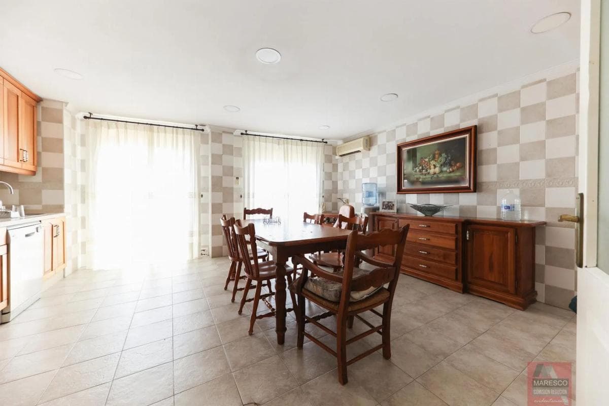 Venta de piso en Calle Romería del Rocío, Fuengirola
photo 2